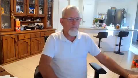 Wellhelloo online show from 06.04.26