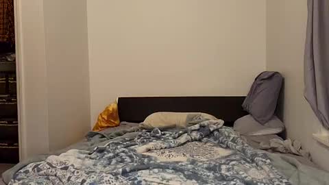 Snapshot of wellhereigo chatting on 12.05.24 Igo online show from 12.05.24