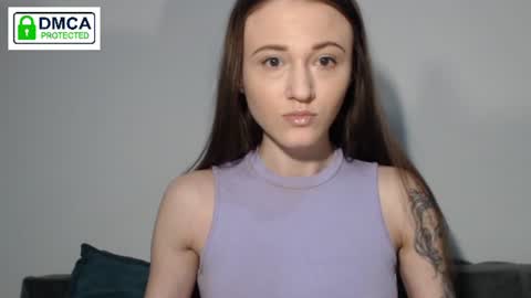 Snapshot of weltmilen chatting on 06.15.26 Milena online show from 06.15.26