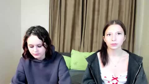 Nora online show from 09.22.25