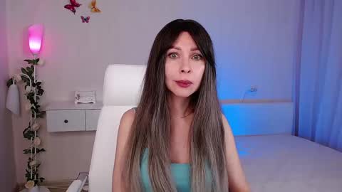 Wendi Foster online show from 02.27.25