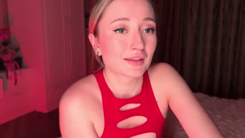 Snapshot of wendy_amber chatting on 01.30.25 Daisy    online show from 01.30.25