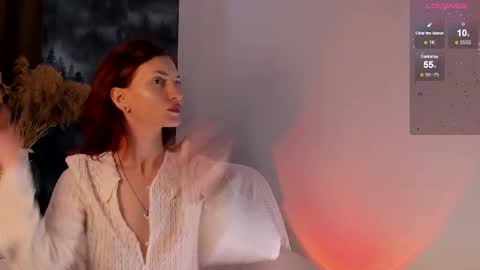 Snapshot of wendygilber chatting on 11.08.25 Wendy online show from 11.08.25