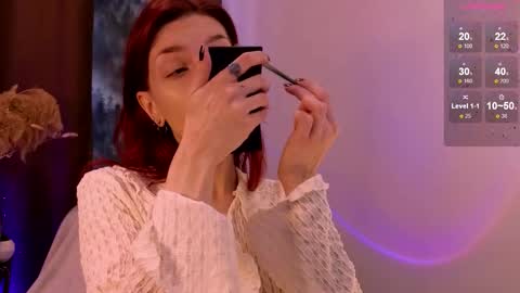 Snapshot of wendygilber chatting on 11.24.25 Wendy online show from 11.24.25