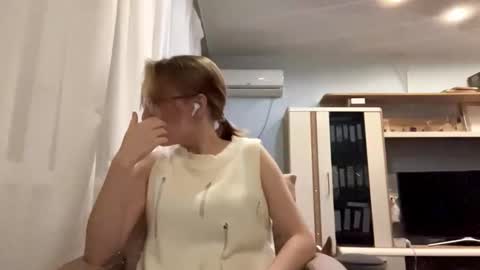 Snapshot of wesleypoledore chatting on 11.04.25 Polly online show from 11.04.25