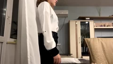 Snapshot of wesleypoledore chatting on 11.09.25 Polly online show from 11.09.25