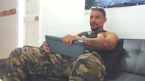 Wesley Rogger online show from 10.29.25