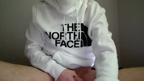 Snapshot of westsidecuzzo chatting on 12.22.24 westsidecuzzo online show from 12.22.24