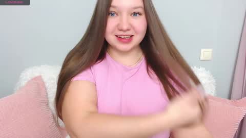 Snapshot of wet__molly chatting on 03.07.25 molly online show from 03.07.25