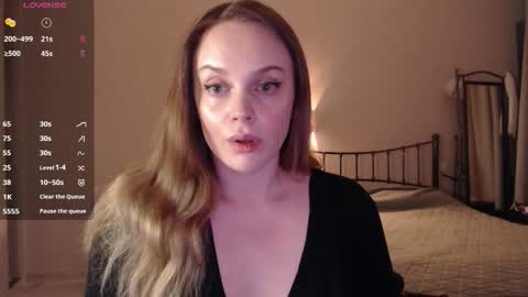 Lana online show from 09.08.25