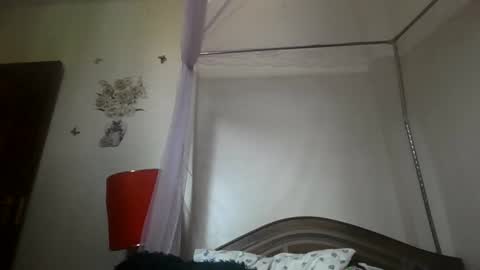 Snapshot of wet_pussieyy chatting on 12.05.25 wet_pussieyy online show from 12.05.25