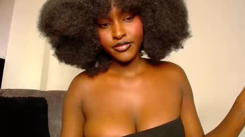 Macey online show from 02.09.25