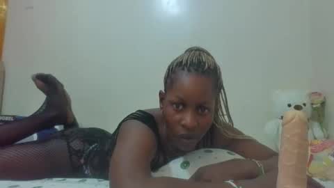 Snapshot of wetberry20 chatting on 11.20.25 wetberry20 online show from 11.20.25