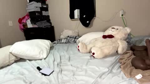 SheSquirts online show from 12.14.24