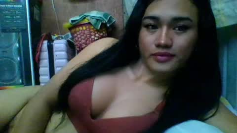 Snapshot of wetdreamasiax chatting on 07.25.26 jess online show from 07.25.26