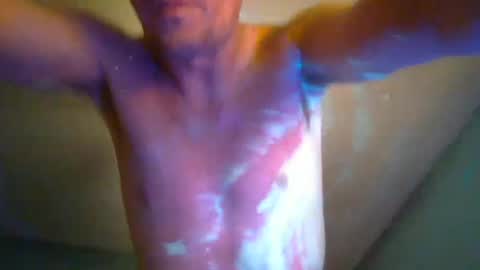 Snapshot of wetduck77777 chatting on 10.13.25 wetduck77777 online show from 10.13.25