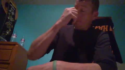 Snapshot of wetduck77777 chatting on 10.17.25 wetduck77777 online show from 10.17.25