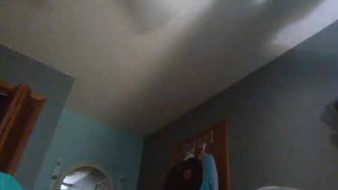 Snapshot of wetduck77777 chatting on 10.26.25 wetduck77777 online show from 10.26.25