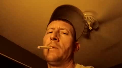 Snapshot of wetduck77777 chatting on 11.28.25 wetduck77777 online show from 11.28.25