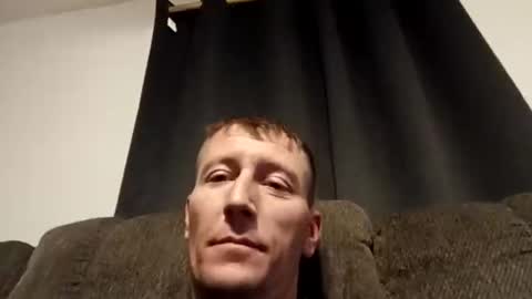 Snapshot of wetduck77777 chatting on 12.17.25 wetduck77777 online show from 12.17.25