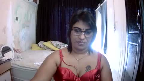 Snapshot of wetindian1971 chatting on 01.07.26 kavita online show from 01.07.26
