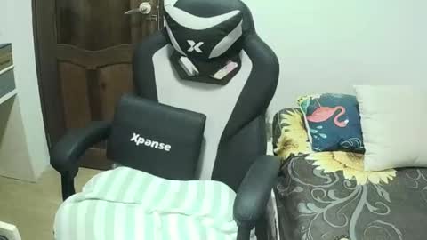 Lyns online show from 09.20.25