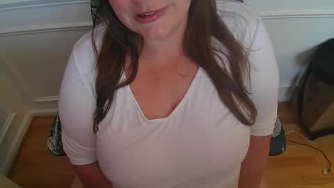 Snapshot of wetwordsonly chatting on 07.16.26 WetWordsOnly online show from 07.16.26