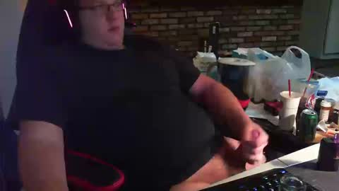 Snapshot of whateverdude555 chatting on 10.20.25 whateverdude555 online show from 10.20.25