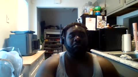 Snapshot of whiskeyandcoke24 chatting on 06.11.26 WhiskeyandCoke online show from 06.11.26