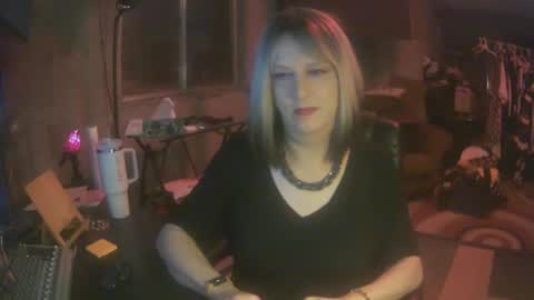 Whisper online show from 01.12.25