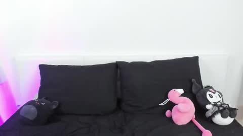 Bella online show from 09.21.25