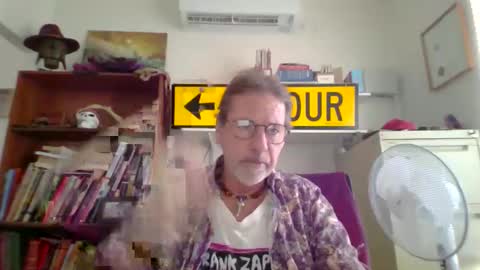 Snapshot of whiteboomer chatting on 04.26.26 whiteboomer online show from 04.26.26