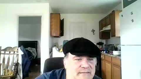 Snapshot of whiteboyguidx chatting on 12.21.25 Tony Floyd online show from 12.21.25