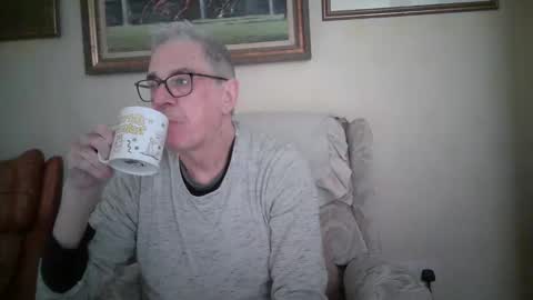 whitebriefs009 online show from 01.14.26