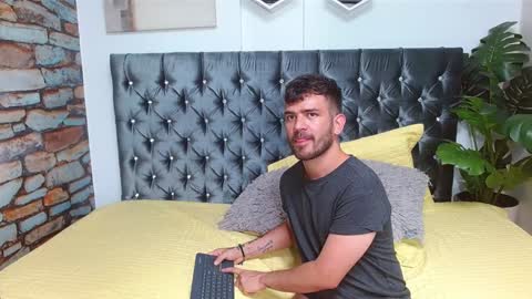 Dylan white online show from 02.08.25