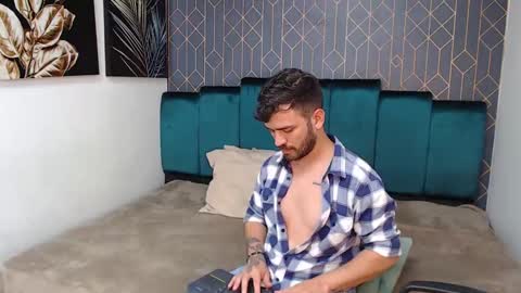 Dylan white online show from 02.13.25