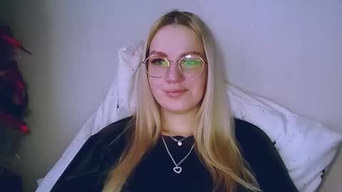 Snapshot of whitehex666 chatting on 01.11.26 whitehex666 online show from 01.11.26