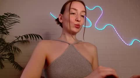 Snapshot of whiteprincessluna chatting on 03.19.26 You wont find me here on Saturdays and Sundays online show from 03.19.26