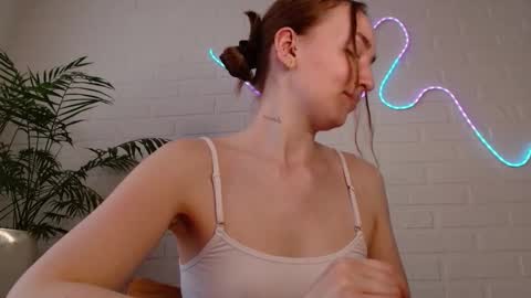 Snapshot of whiteprincessluna chatting on 03.27.26 You wont find me here on Saturdays and Sundays online show from 03.27.26