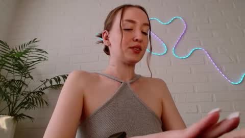 Snapshot of whiteprincessluna chatting on 04.09.26 You wont find me here on Saturdays and Sundays online show from 04.09.26