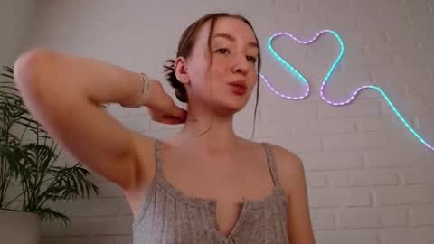 Snapshot of whiteprincessluna chatting on 04.12.26 You wont find me here on Saturdays and Sundays online show from 04.12.26