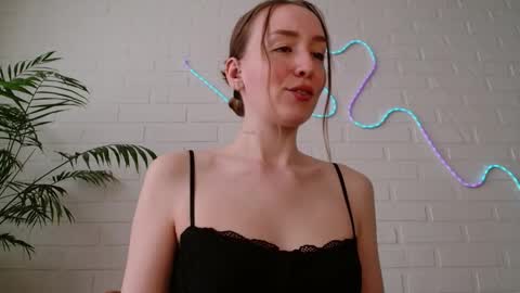 Snapshot of whiteprincessluna chatting on 04.16.26 You wont find me here on Saturdays and Sundays online show from 04.16.26