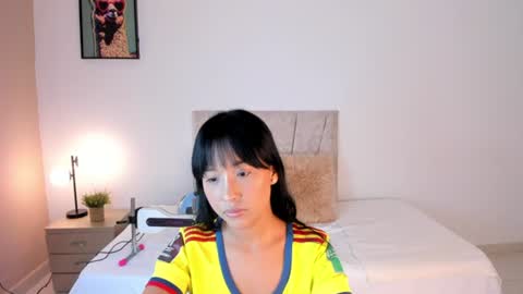 Snapshot of whitney_lexx chatting on 06.17.26 whitney online show from 06.17.26