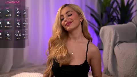 whitneyandrews online show from 12.18.25