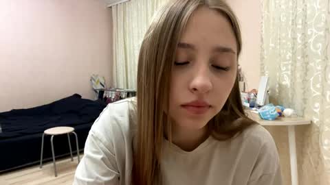 Vicky online show from 04.22.26