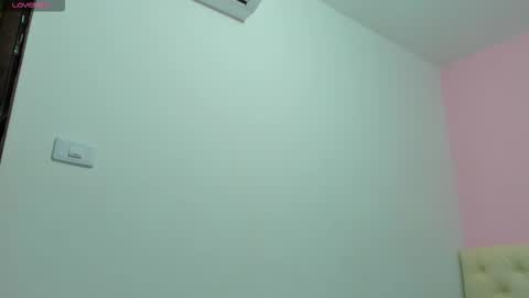 whitney online show from 01.08.26