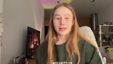 Snapshot of whoisalisa chatting on 02.13.26 Alisa online show from 02.13.26