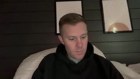 whoops1017 online show from 12.19.25