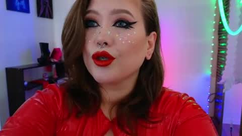 Snapshot of wickedxqueen chatting on 06.20.26 Laura online show from 06.20.26