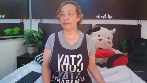 Snapshot of wife_mature chatting on 06.29.26 sussy online show from 06.29.26